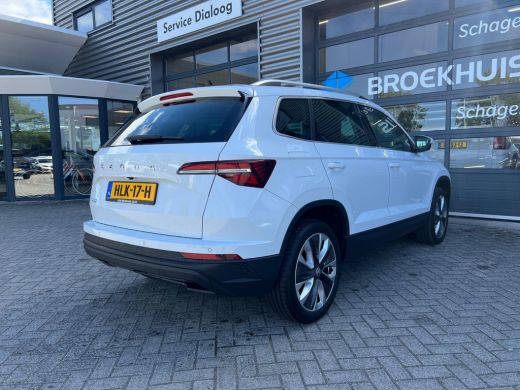Skoda Karoq 1.5 TSI 150 pk ACT Business Edition 7-DSG | Panoramadak | Achteruitrijcamera | Apple carplay | ActivLease financial lease