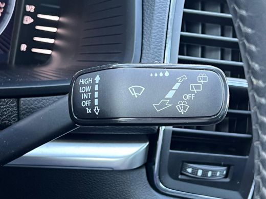 Skoda Karoq 1.5 TSI 150 pk ACT Business Edition 7-DSG | Panoramadak | Achteruitrijcamera | Apple carplay | ActivLease financial lease
