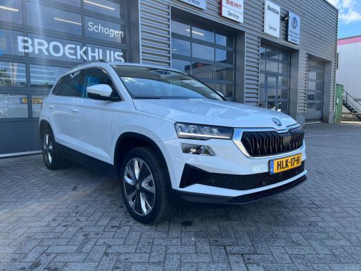 Skoda Karoq 1.5 TSI 150 pk ACT Business Edition 7-DSG | Panoramadak | Achteruitrijcamera | Apple carplay | ActivLease financial lease