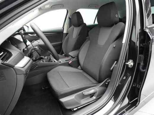 Skoda Octavia Combi 1.5 TSI 115pk Business Edition Plus Navigatie Camera Clima Cruise 198 ActivLease financial lease