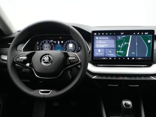 Skoda Octavia Combi 1.5 TSI 115pk Business Edition Plus Navigatie Camera Clima Cruise 198 ActivLease financial lease