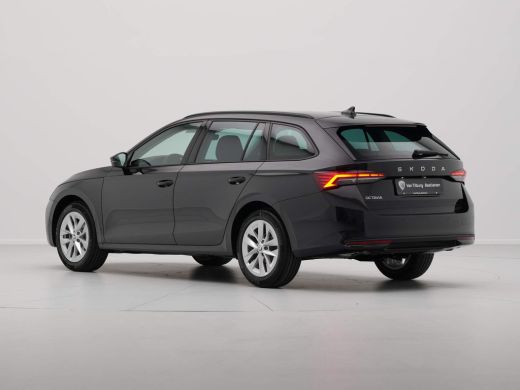 Skoda Octavia Combi 1.5 TSI 115pk Business Edition Plus Navigatie Camera Clima Cruise 198 ActivLease financial lease