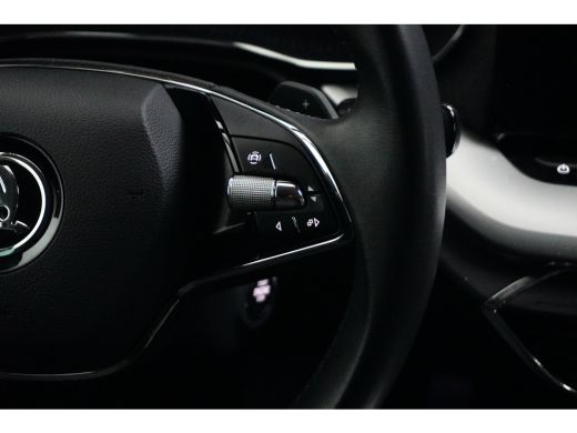 Skoda Octavia Combi Skoda Octavia 1.4 e-Hybride 204PK DSG-6 Adap. Cruise | Navi By App | Trekhaak | Camera ActivLease financial lease