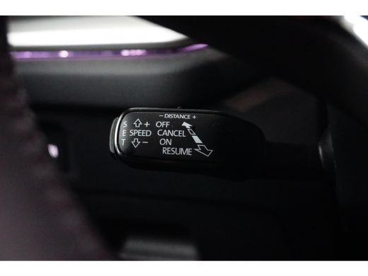 Skoda Octavia Combi Skoda Octavia 1.4 e-Hybride 204PK DSG-6 Adap. Cruise | Navi By App | Trekhaak | Camera ActivLease financial lease