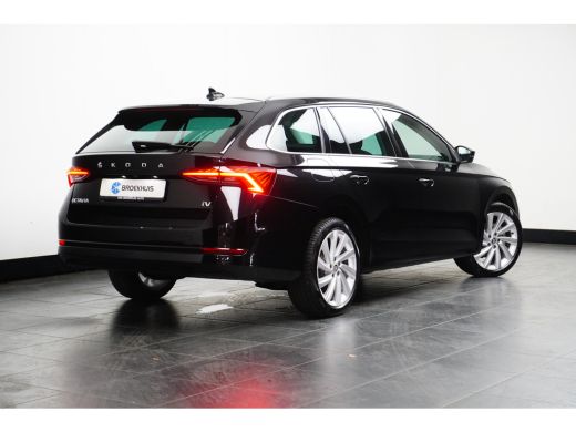 Skoda Octavia Combi Skoda Octavia 1.4 e-Hybride 204PK DSG-6 Adap. Cruise | Navi By App | Trekhaak | Camera ActivLease financial lease