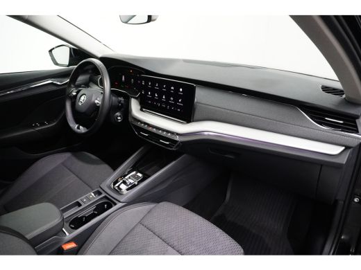 Skoda Octavia Combi Skoda Octavia 1.4 e-Hybride 204PK DSG-6 Adap. Cruise | Navi By App | Trekhaak | Camera ActivLease financial lease
