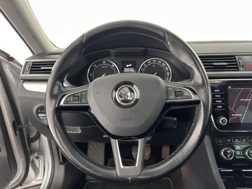 Skoda Superb Combi 1.6 TDI Clever Edition Aut. *PANO | XENON | MEMORY-PACK | NAVI-FULLMAP | COMFORT-SEATS | EC... ActivLease financial lease