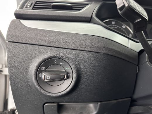 Skoda Superb Combi 1.6 TDI Clever Edition Aut. *PANO | XENON | MEMORY-PACK | NAVI-FULLMAP | COMFORT-SEATS | EC... ActivLease financial lease
