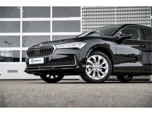 Skoda Superb First Edition | Chrome pakket | Groot Licht Assistent | LED interieurverlichting ActivLease financial lease