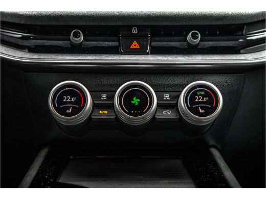 Skoda Superb First Edition | Chrome pakket | Groot Licht Assistent | LED interieurverlichting ActivLease financial lease