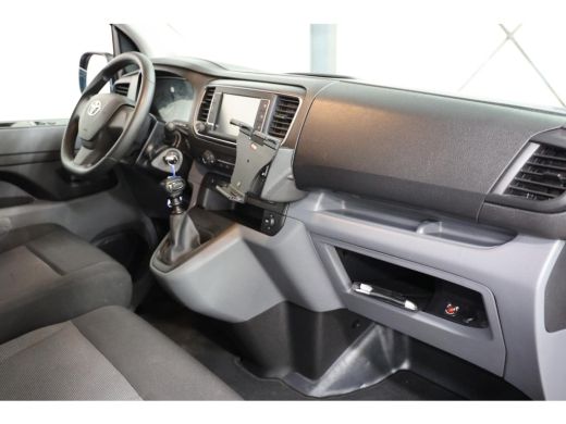 Toyota ProAce 2.0 D-4D 145PK L2H1 LANG EURO 6 ActivLease financial lease