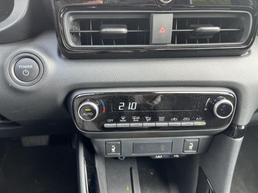 Toyota Yaris 1.5 Hybrid 115 Dynamic | Navigatie | Apple CarPlay/Android auto | Achteruitrijcamera | Comfort Pack ActivLease financial lease