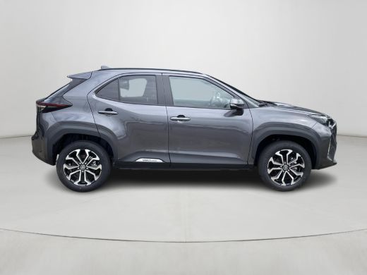 Toyota Yaris Cross 1.5 Hybrid 115 Dynamic Ultimate **STOEL EN STUURWIELVERWARMING/ PARKEERSENSOREN VOOR EN ACHTER/ K... ActivLease financial lease