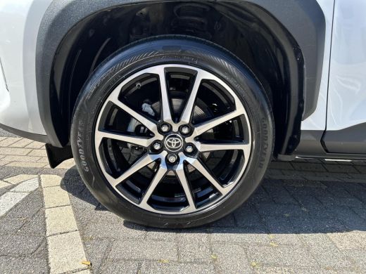Toyota Yaris Cross 1.5 Hybrid GR Sport ActivLease financial lease
