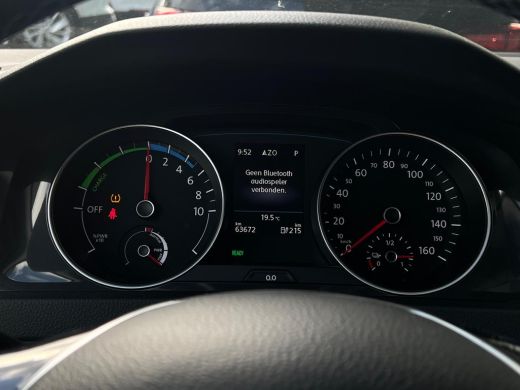 Volkswagen e-Golf E-DITION 136 pk | Airco (automatisch) | Buitenspiegels elektrisch verstel- en verwarmbaar | Cruis... ActivLease financial lease