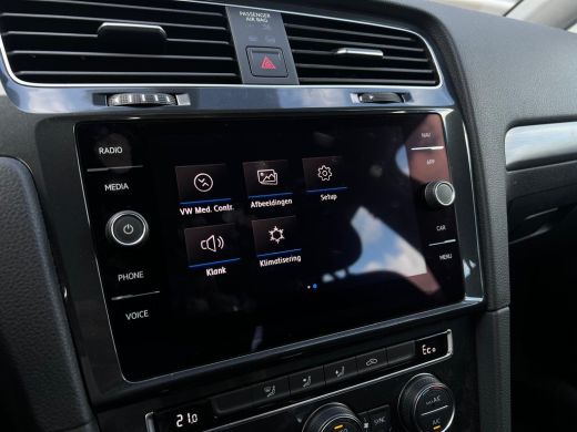 Volkswagen e-Golf E-DITION 136 pk | Airco (automatisch) | Buitenspiegels elektrisch verstel- en verwarmbaar | Cruis... ActivLease financial lease