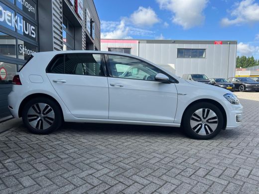 Volkswagen e-Golf E-DITION 136 pk | Airco (automatisch) | Buitenspiegels elektrisch verstel- en verwarmbaar | Cruis... ActivLease financial lease