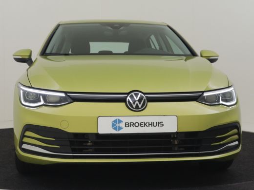 Volkswagen Golf 1.4 eHybrid Style 204pk Trekhaak | Camera achter | Park assist  | Head up display | Matrix koplam... ActivLease financial lease