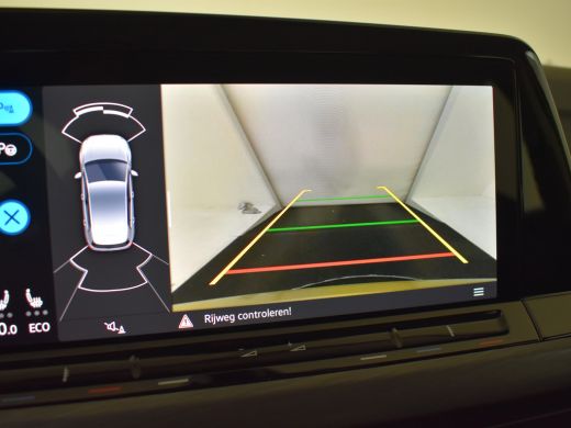 Volkswagen Golf 1.4 eHybrid Style 204pk Trekhaak | Camera achter | Park assist  | Head up display | Matrix koplam... ActivLease financial lease
