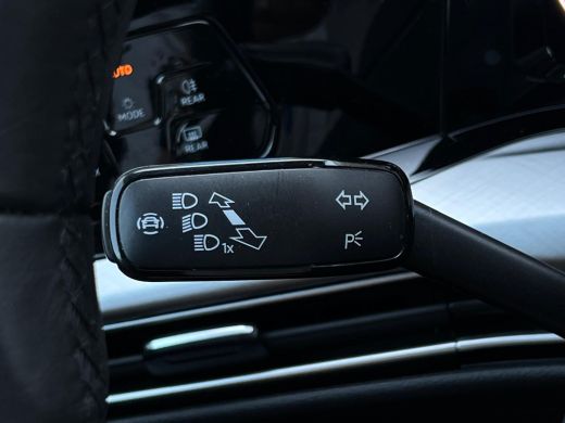 Volkswagen Golf 1.5 TSI 130 pk Life Business | Apple Carplay/Android Auto|telefoonintegratie premium | Buitenspie... ActivLease financial lease