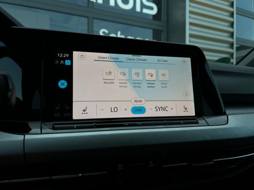 Volkswagen Golf 1.5 TSI 130 pk Life Business | Apple Carplay/Android Auto|telefoonintegratie premium | Buitenspie... ActivLease financial lease