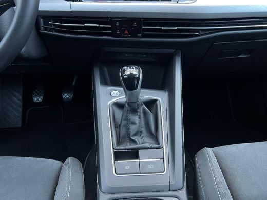 Volkswagen Golf 1.5 TSI 130 pk Life Business | Apple Carplay/Android Auto|telefoonintegratie premium | Buitenspie... ActivLease financial lease