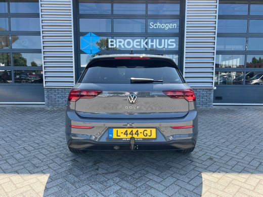 Volkswagen Golf 1.5 TSI 130 pk Life Business | Apple Carplay/Android Auto|telefoonintegratie premium | Buitenspie... ActivLease financial lease