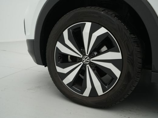 Volkswagen T-Cross 1.0 TSI 95pk Life Navigatie Camera Keyless Virtual Cockpit ActivLease financial lease