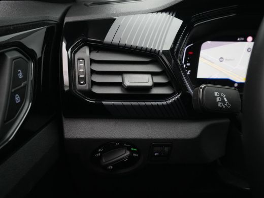 Volkswagen T-Cross 1.0 TSI 95pk Life Navigatie Camera Keyless Virtual Cockpit ActivLease financial lease