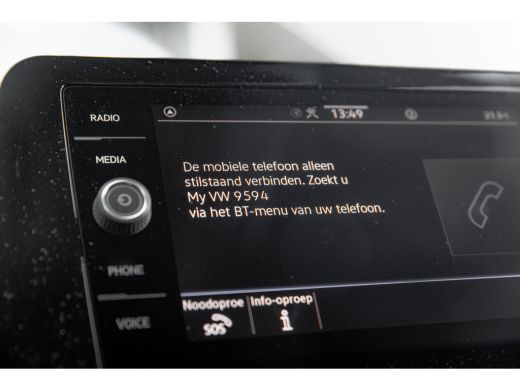 Volkswagen T-Cross Life Edition Inclusief €2000,- inruilvoordeel | 'App-Connect' draadloze smartphone integratie | A... ActivLease financial lease