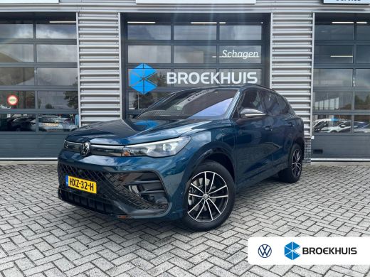 Volkswagen Tiguan 1.5 eHybrid 272 pk R-Line Business DSG-6 | Trekhaak | A-uitrij camera | Elektrische A-klep | Volkswagen Tiguan 1.5 eHybrid 272 pk R-Line Business DSG-6 | Trekhaak | A-uitrij camera | Elektrische A-klep |