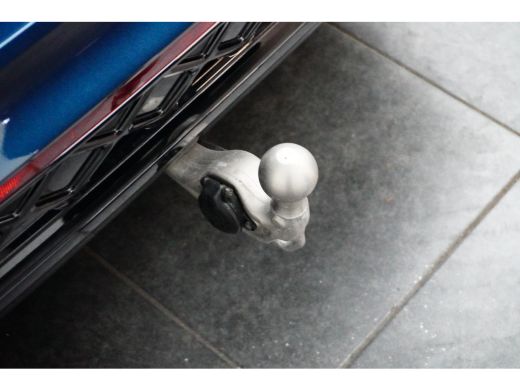 Volkswagen Tiguan 1.5 eHybrid 272 pk R-Line Business DSG-6 | Trekhaak | A-uitrij camera | Elektrische A-klep | ActivLease financial lease