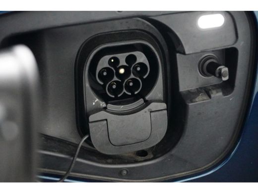 Volkswagen Tiguan 1.5 eHybrid 272 pk R-Line Business DSG-6 | Trekhaak | A-uitrij camera | Elektrische A-klep | ActivLease financial lease