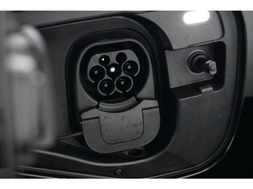 Volkswagen Tiguan 1.5 eHybrid 204 pk Life Edition | Achteruitrijcamera | Cruise control adaptief | Trekhaak elektri... ActivLease financial lease