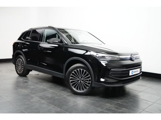 Volkswagen Tiguan 1.5 eHybrid 204 pk Life Edition | Achteruitrijcamera | Cruise control adaptief | Trekhaak elektri... ActivLease financial lease