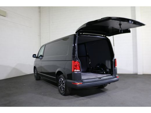 Volkswagen Transporter 2.0 TDI L2 H1 Airco Navigatie Camera Achterklep ActivLease financial lease