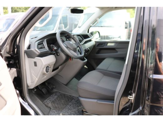 Volkswagen Transporter 2.0 TDI L2 H1 Airco Navigatie Camera Achterklep ActivLease financial lease