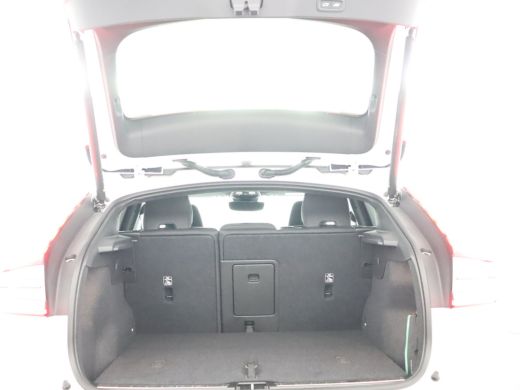 Volvo  C40 Twin Ultimate Elektrisch verstelbare stoel incl. geheugen | Premium Audio by Harman Kardon | Visu... ActivLease financial lease