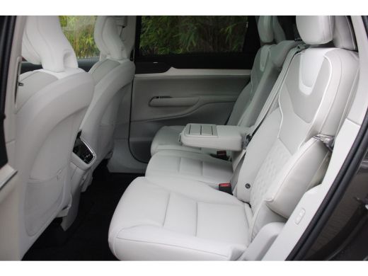 Volvo  EX90 Twin Motor Ultra 7p. 111 kWh | Trekhaak | 360 Camera | Luchtvering | Massage | BOSE | Head-up | P... ActivLease financial lease