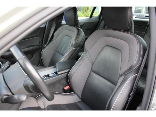 Volvo  S60 2.0 B3 R-Design | Stoel + Stuurwielverwarming | Parkeercamera | Parkeersensoren V+A | ActivLease financial lease