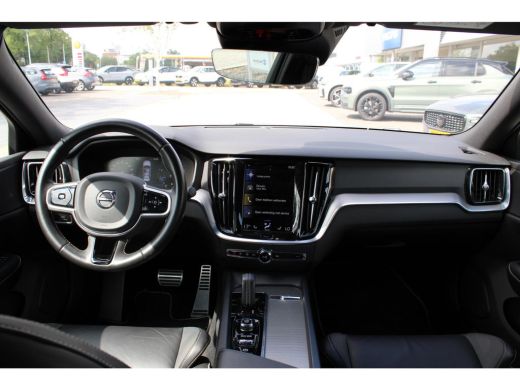 Volvo  S60 2.0 B3 R-Design | Stoel + Stuurwielverwarming | Parkeercamera | Parkeersensoren V+A | ActivLease financial lease