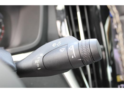 Volvo  S60 2.0 B3 R-Design | Stoel + Stuurwielverwarming | Parkeercamera | Parkeersensoren V+A | ActivLease financial lease