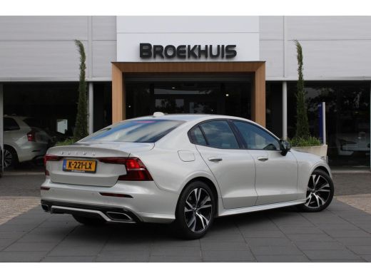 Volvo  S60 2.0 B3 R-Design | Stoel + Stuurwielverwarming | Parkeercamera | Parkeersensoren V+A | ActivLease financial lease