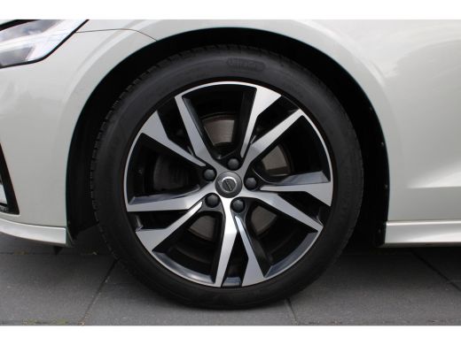 Volvo  S60 2.0 B3 R-Design | Stoel + Stuurwielverwarming | Parkeercamera | Parkeersensoren V+A | ActivLease financial lease