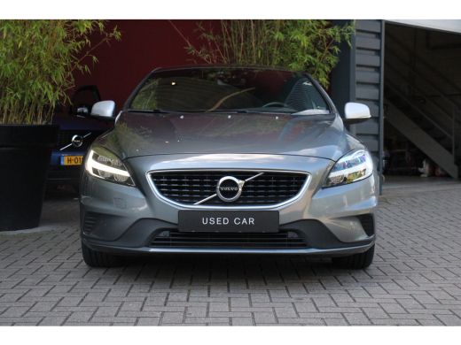 Volvo  V40 1.5 T3 Polar+ Sport | Harman/Kardon | Panoramadak | Camera | Keyless ActivLease financial lease