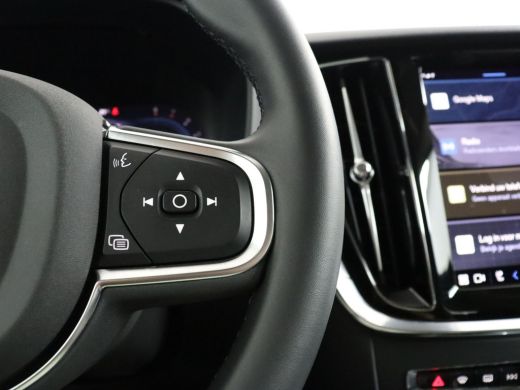 Volvo  V60 2.0 B3 Essential Edition | Stoel & stuurwielverwarming | Trekhaak | Parkassist camera | DAB+ | ActivLease financial lease