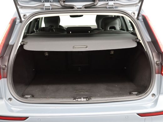 Volvo  V60 2.0 B3 Essential Edition | Stoel & stuurwielverwarming | Trekhaak | Parkassist camera | DAB+ | ActivLease financial lease