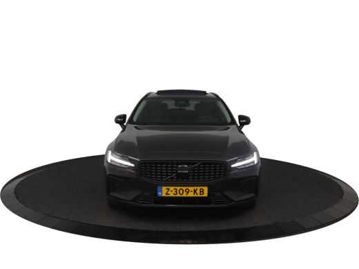 Volvo  V60 2.0 T6 Plug-in hybrid AWD Plus Dark | Panoramisch schuif/kanteldak | Stoel & stuurwielverwarming ... ActivLease financial lease
