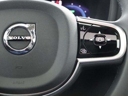 Volvo  V60 2.0 T6 Plug-in hybrid AWD Plus Dark | Panoramisch schuif/kanteldak | Stoel & stuurwielverwarming ... ActivLease financial lease