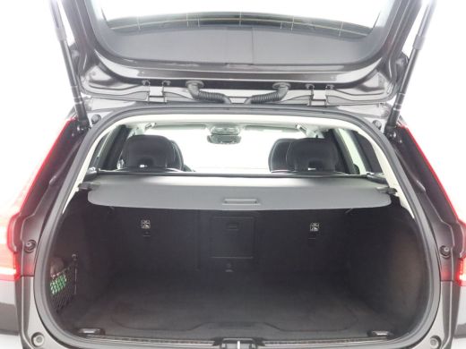 Volvo  V60 2.0 T6 Plug-in hybrid AWD Plus Dark | Panoramisch schuif/kanteldak | Stoel & stuurwielverwarming ... ActivLease financial lease